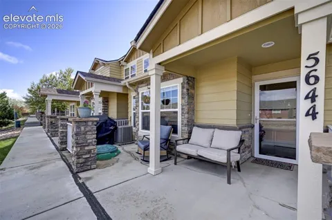5644 Shamrock Heights