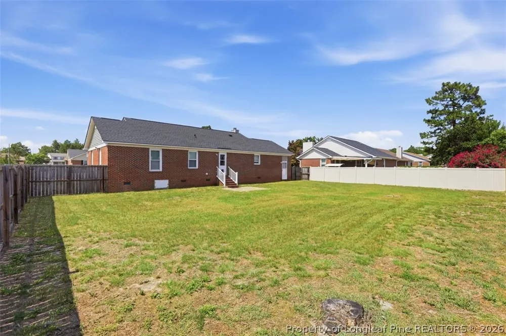 627 Sunnybrook Drive Hope Mills, NC 28348