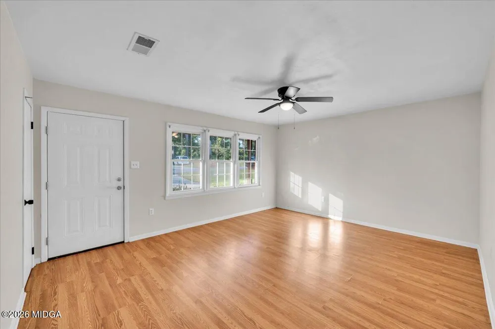 413 Davis Drive Centerville, GA 31028