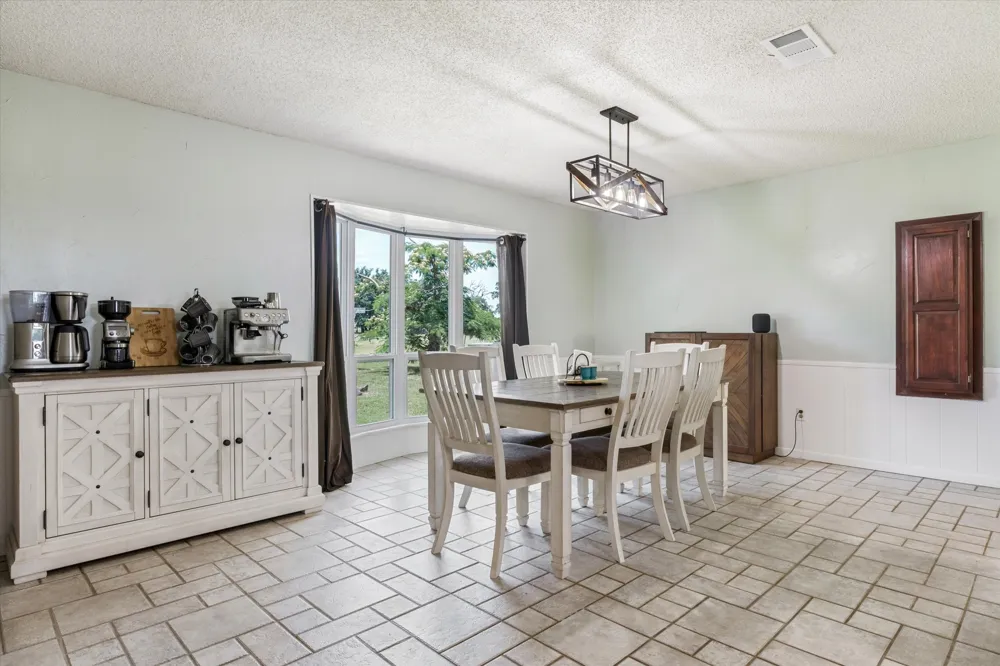 800 Vz County Road 4105 Canton, TX 75103