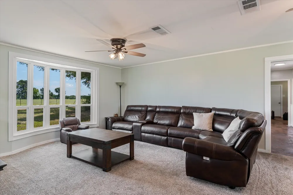 800 Vz County Road 4105 Canton, TX 75103