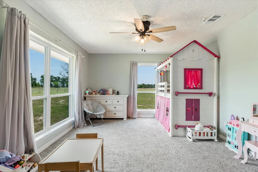 800 Vz County Road 4105 Canton, TX 75103