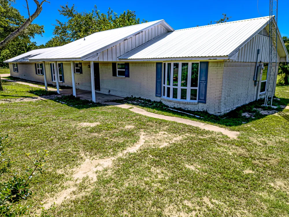 800 Vz County Road 4105 Canton, TX 75103