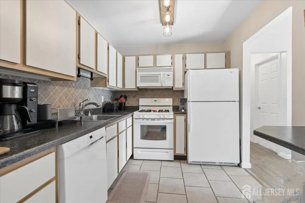 506 Violet Lane #506 Jackson, NJ 08527