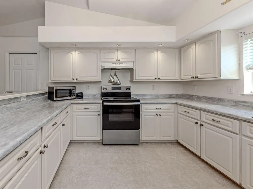 1056 ROTONDA CIRCLE Rotonda West, FL 33947