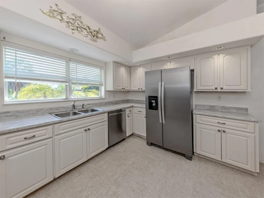 1056 ROTONDA CIRCLE Rotonda West, FL 33947