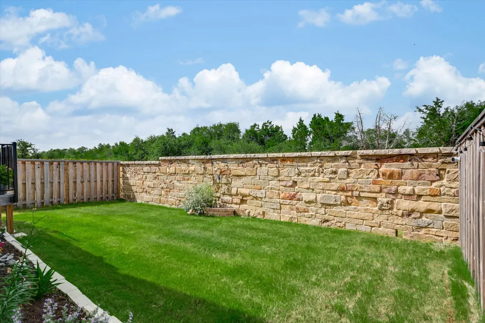 213 Kingsland Street Georgetown, TX 78633