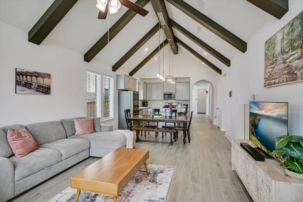 213 Kingsland Street Georgetown, TX 78633