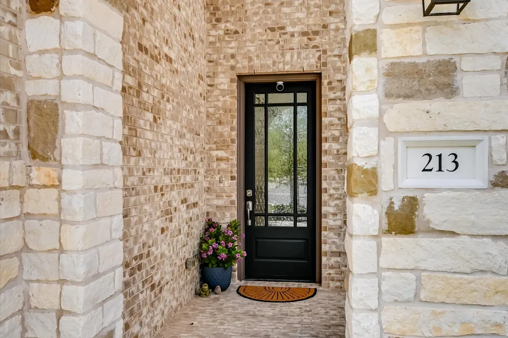 213 Kingsland Street Georgetown, TX 78633