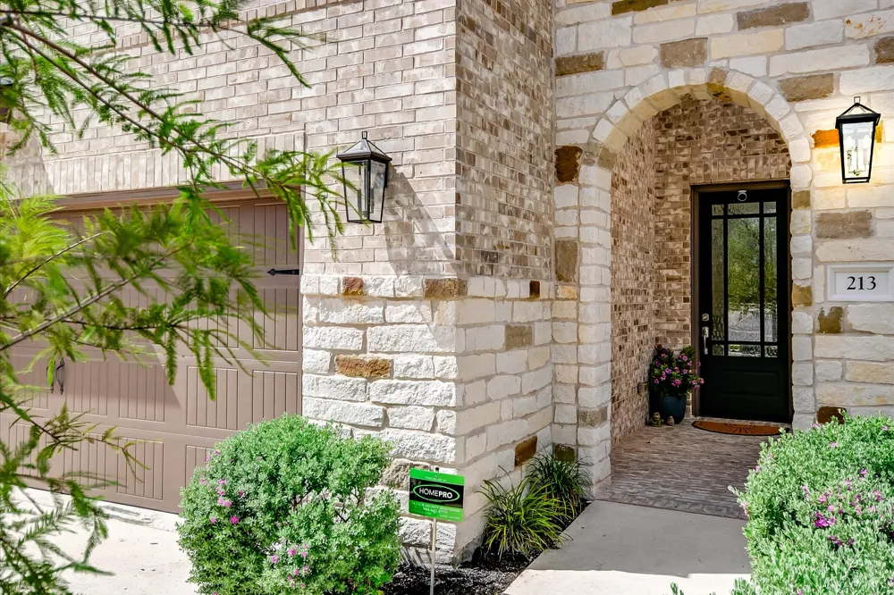 213 Kingsland Street Georgetown, TX 78633
