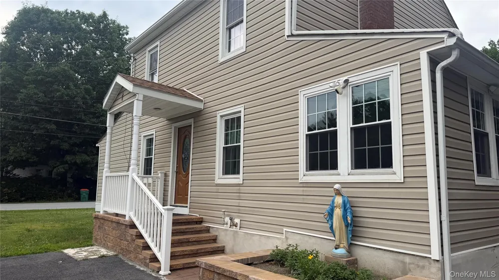 17 Degarmo Road Poughkeepsie, NY 12603