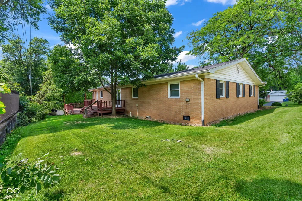 8 Paradise Lane Greencastle, IN 46135
