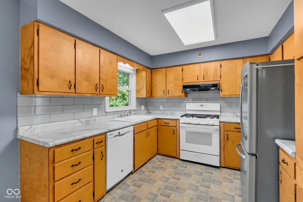 8 Paradise Lane Greencastle, IN 46135