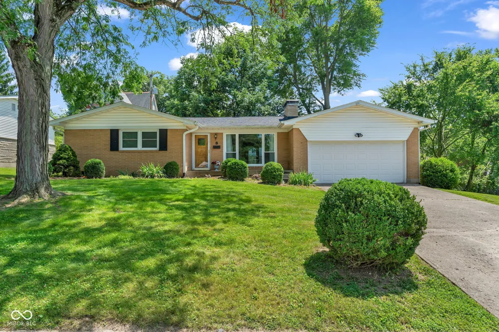 8 Paradise Lane Greencastle, IN 46135