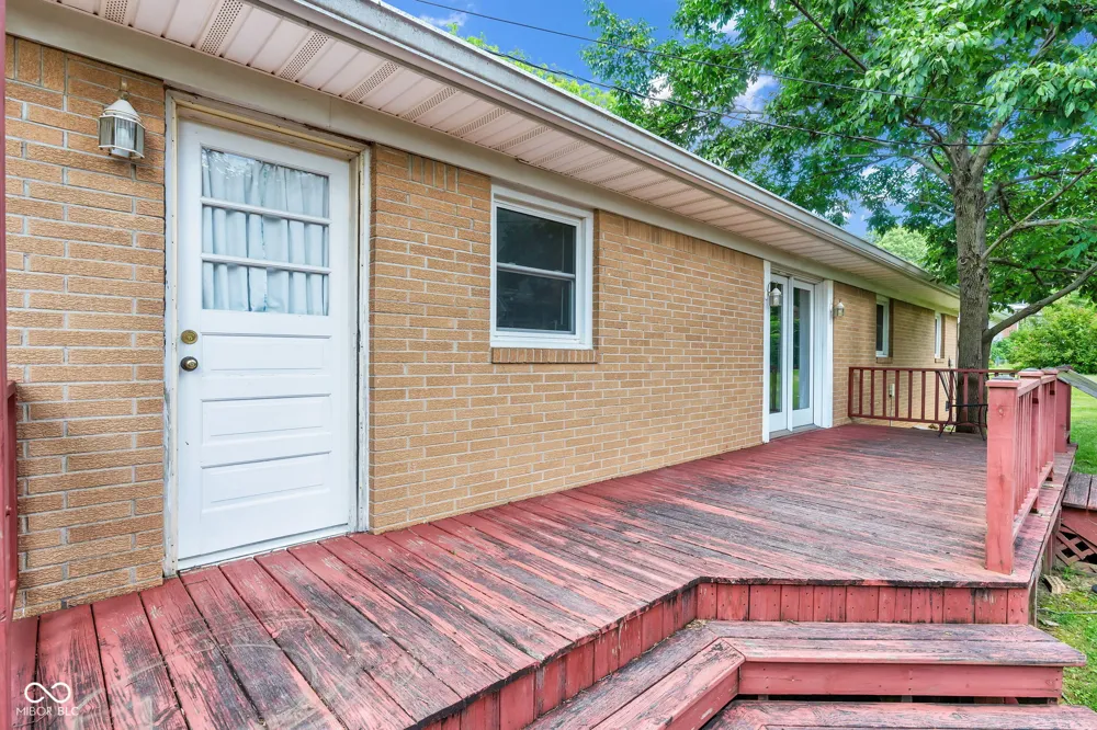 8 Paradise Lane Greencastle, IN 46135