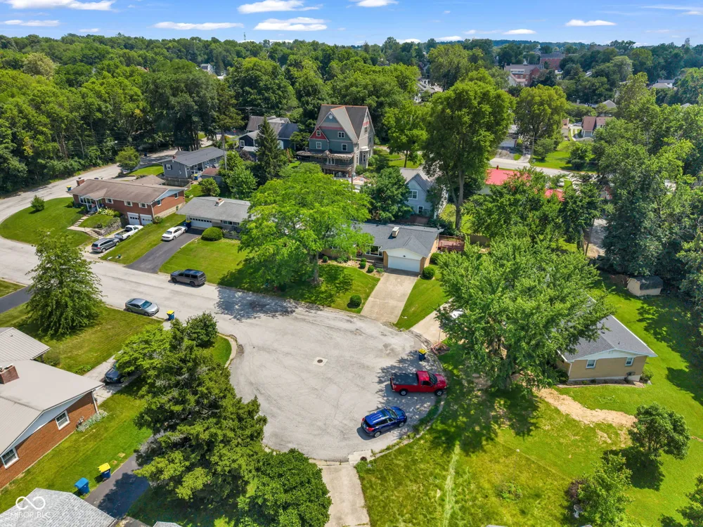 8 Paradise Lane Greencastle, IN 46135
