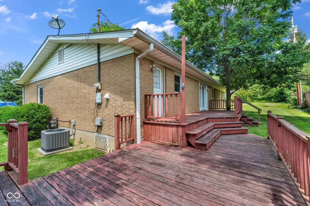 8 Paradise Lane Greencastle, IN 46135