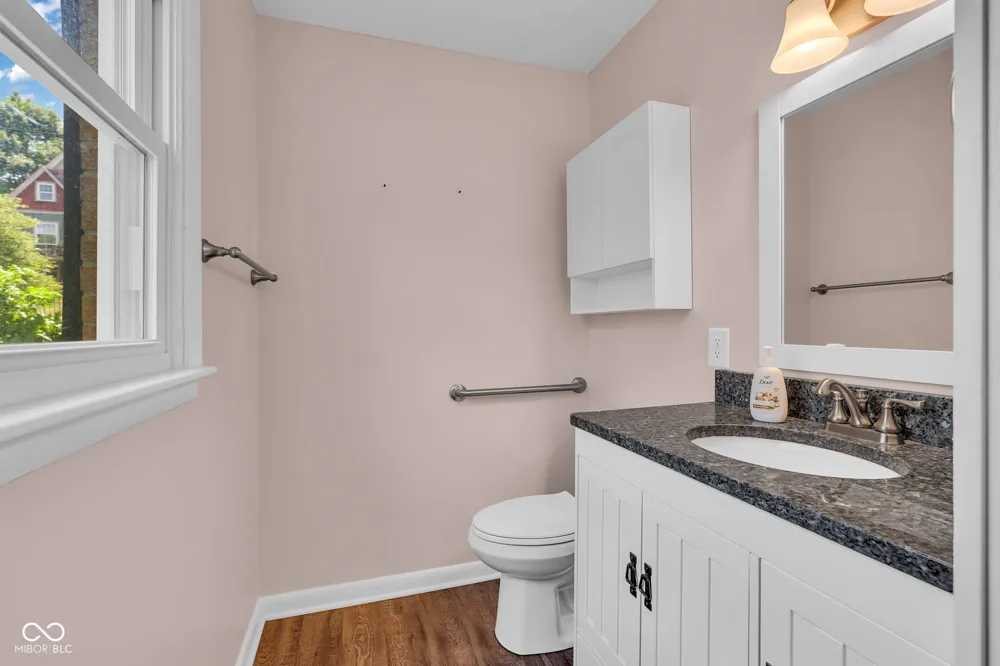 8 Paradise Lane Greencastle, IN 46135