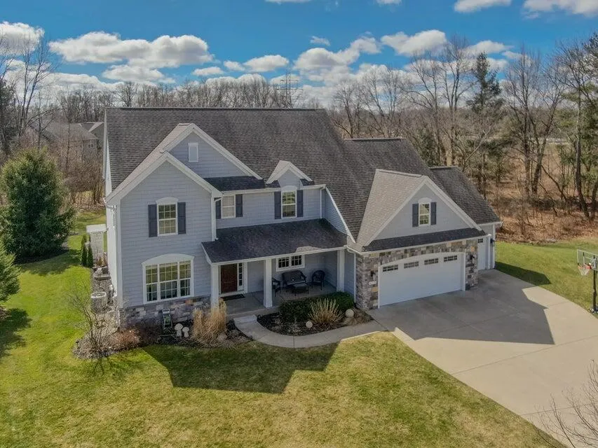 4019 Tullymore Pointe Portage City, MI 49024