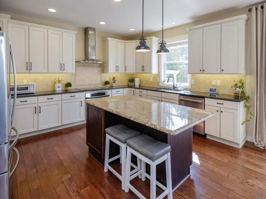 4019 Tullymore Pointe Portage City, MI 49024