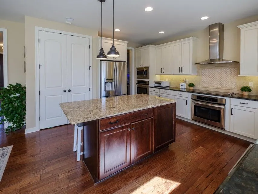 4019 Tullymore Pointe Portage City, MI 49024