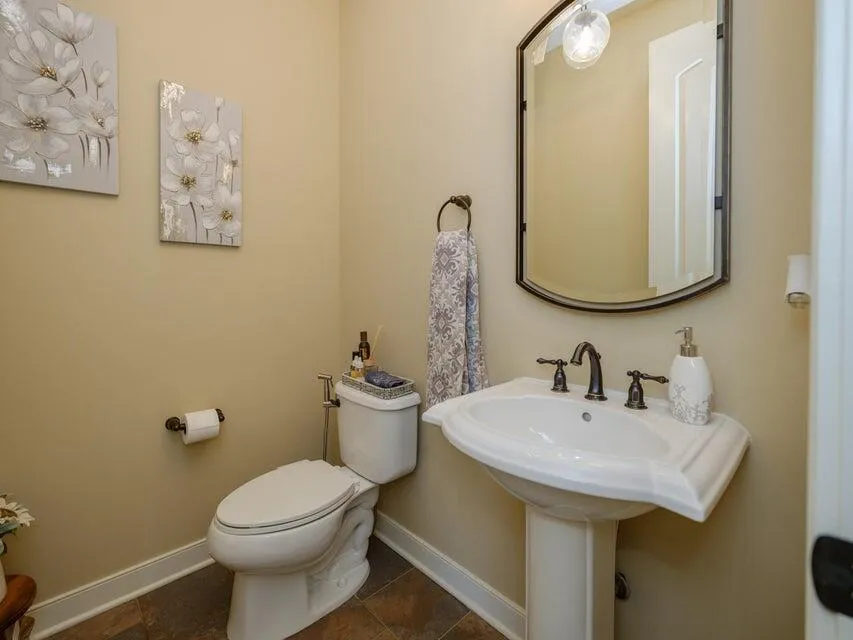 4019 Tullymore Pointe Portage City, MI 49024