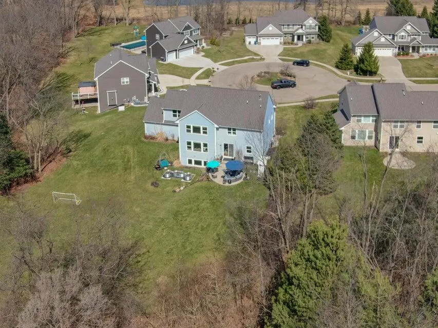 4019 Tullymore Pointe Portage City, MI 49024