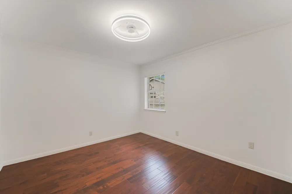 11906 Arch Hill Drive Austin, TX 78750