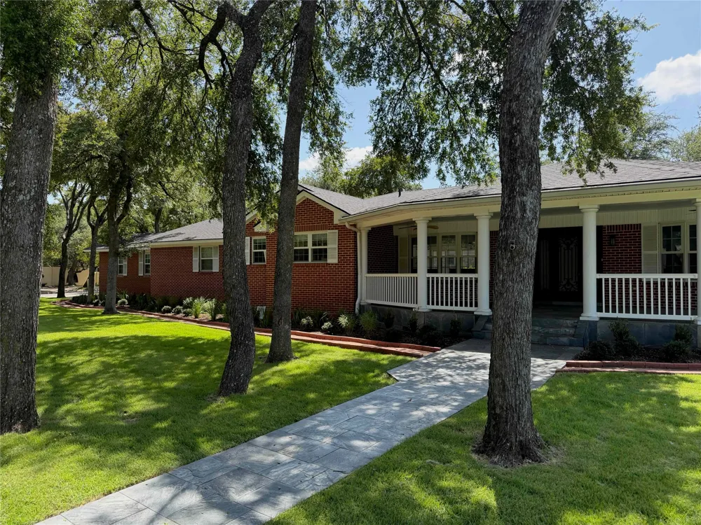 11906 Arch Hill Drive Austin, TX 78750