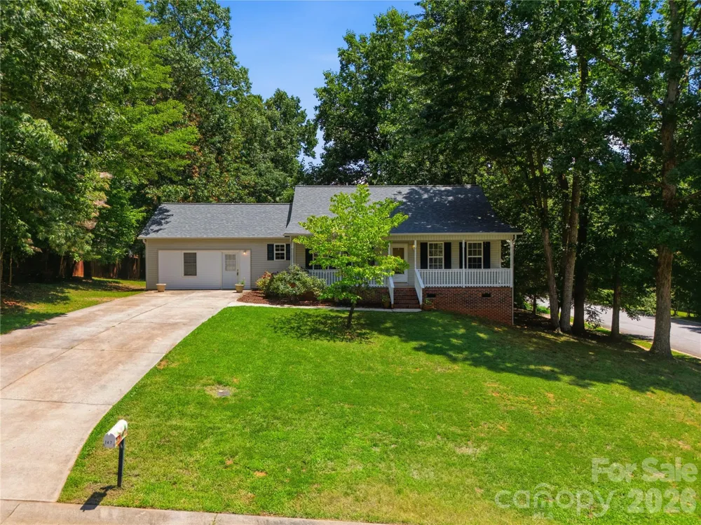 147 Valley Glen Drive Troutman, NC 28166