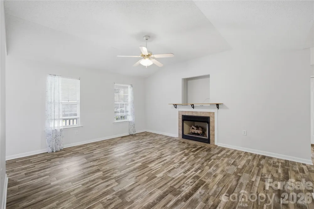 147 Valley Glen Drive Troutman, NC 28166