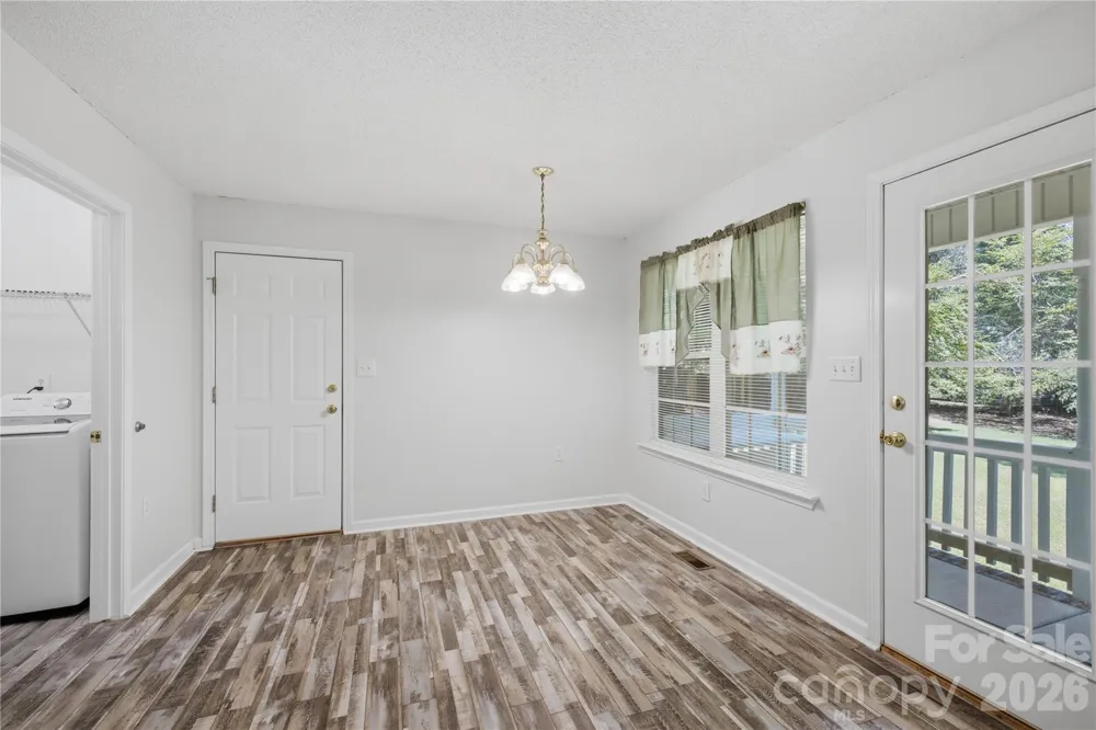 147 Valley Glen Drive Troutman, NC 28166