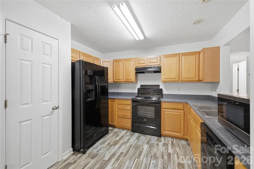 147 Valley Glen Drive Troutman, NC 28166