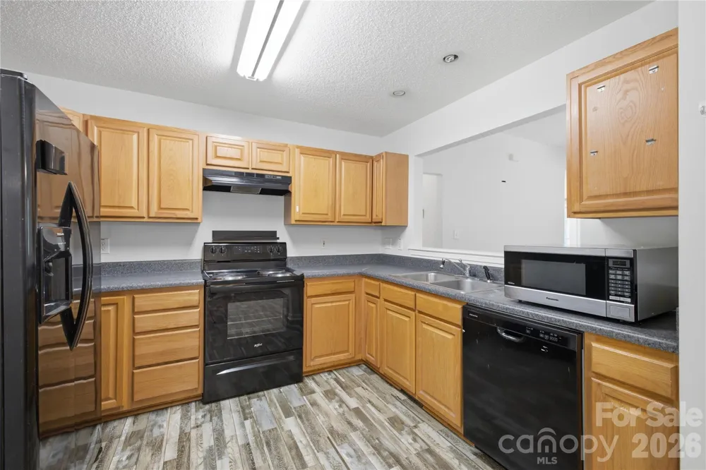 147 Valley Glen Drive Troutman, NC 28166