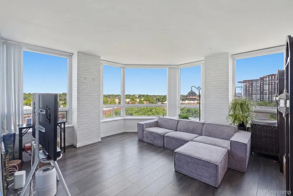 3320 Spinnaker Lane #7A Detroit City, MI 48207