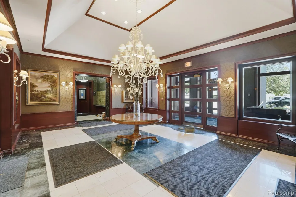 3320 Spinnaker Lane #7A Detroit City, MI 48207
