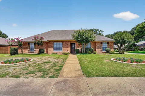 3100 Treehouse Lane