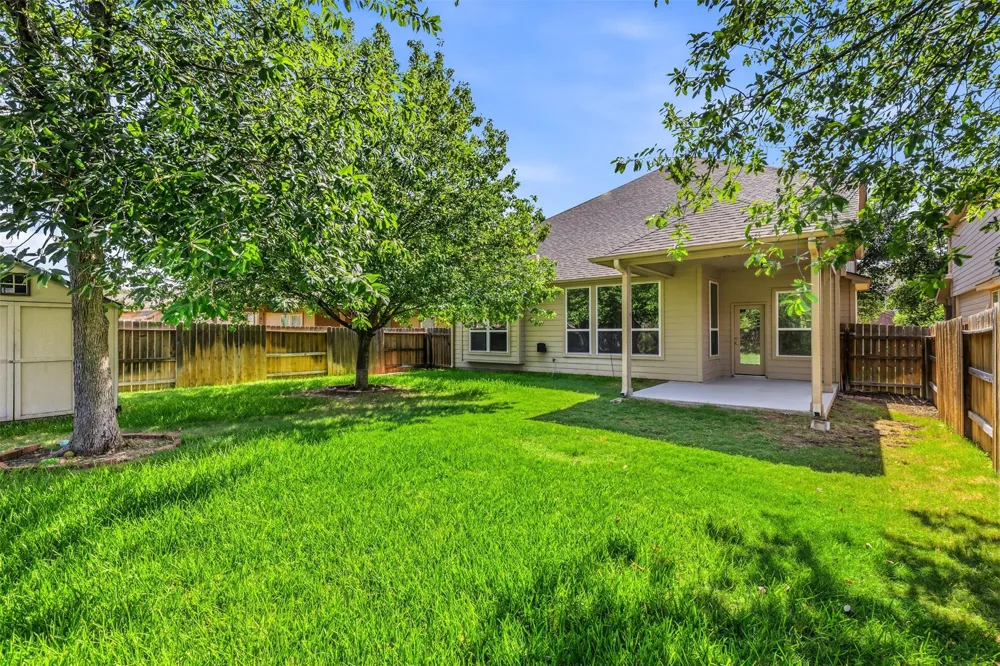 5223 Roan Brook San Antonio, TX 78251