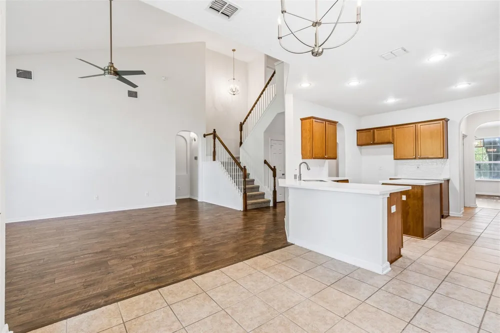 5223 Roan Brook San Antonio, TX 78251