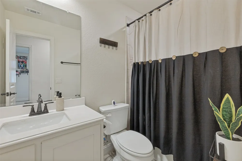 127 Woodlands Way Balch Springs, TX 75181