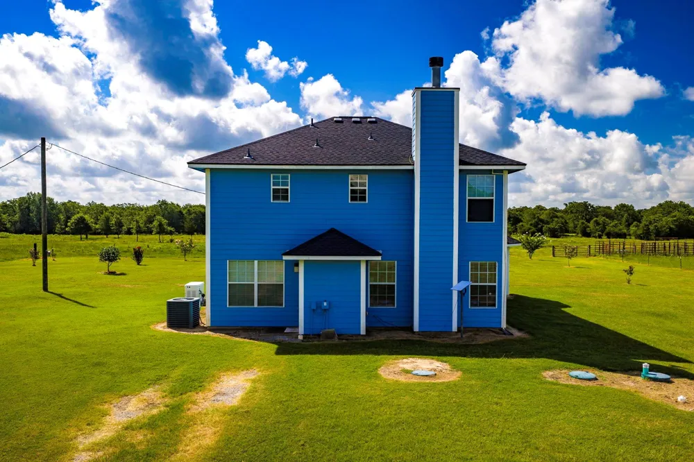 6559 Highway 21 W Madisonville, TX 77864