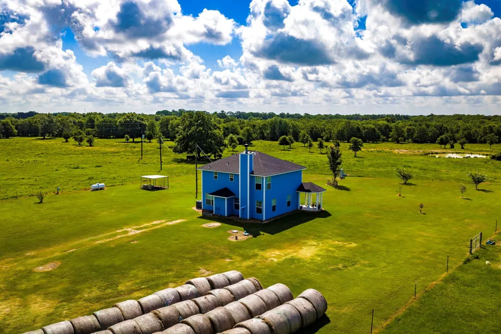 6559 Highway 21 W Madisonville, TX 77864