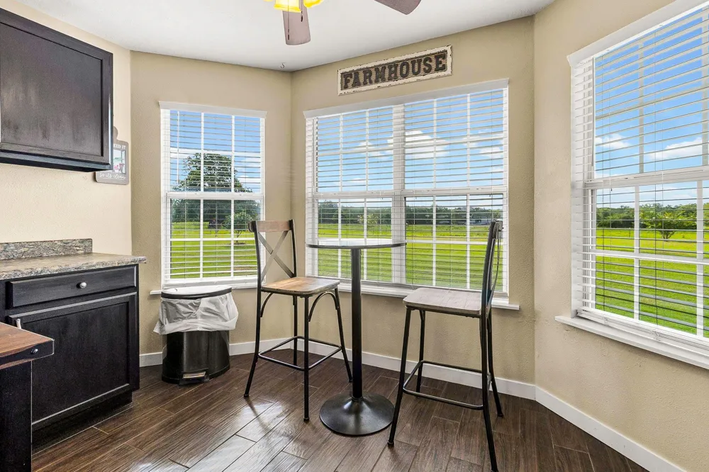 6559 Highway 21 W Madisonville, TX 77864
