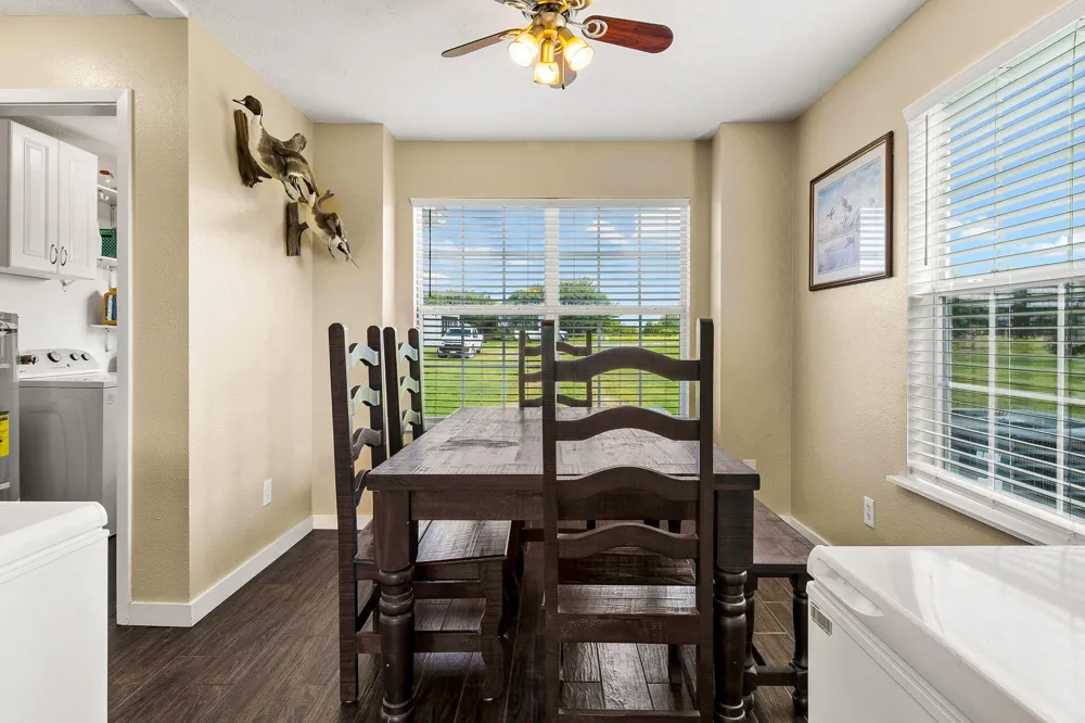 6559 Highway 21 W Madisonville, TX 77864