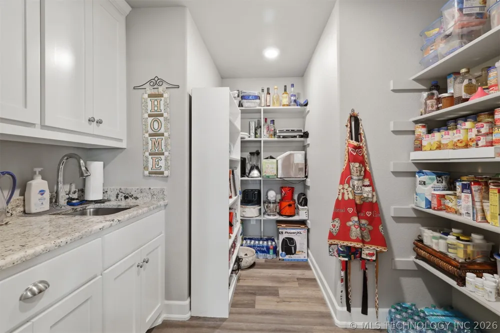 89 Meadowview Durant, OK 74701