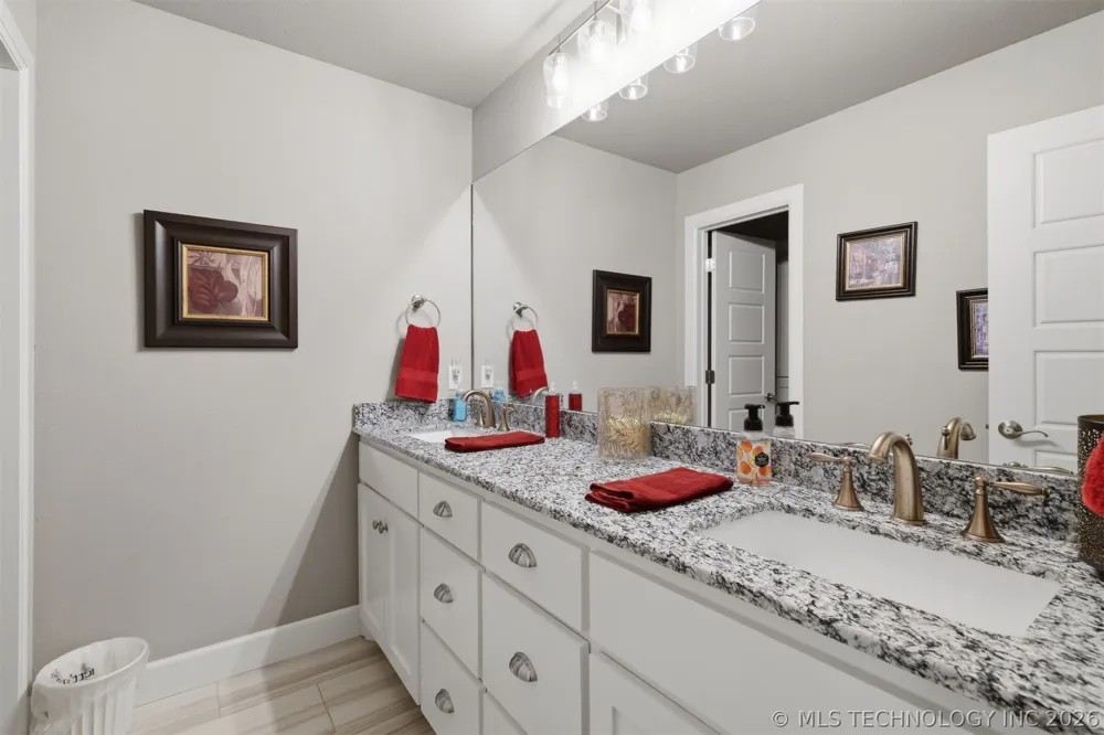 89 Meadowview Durant, OK 74701