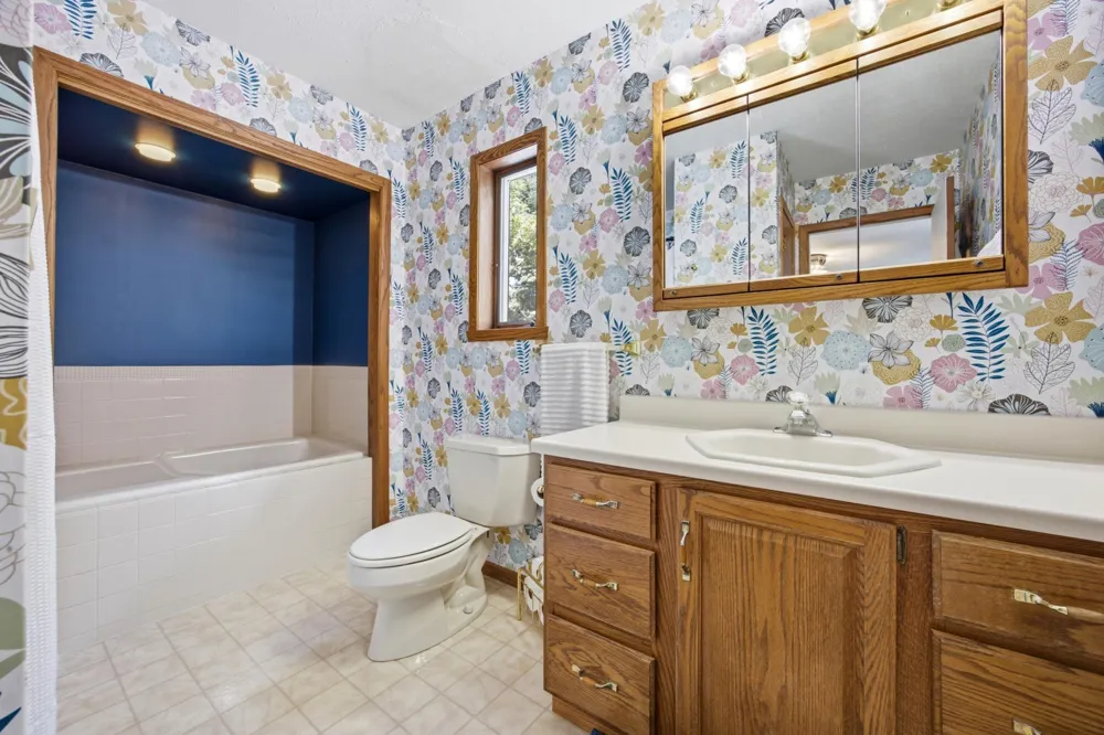 928 Reno Street Hawley, MN 56549