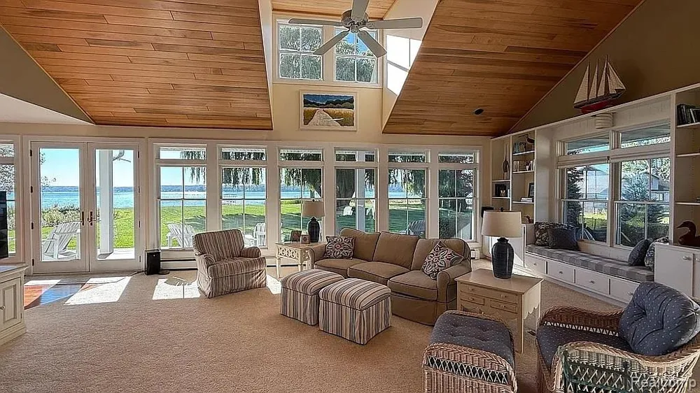 3219 Midway Drive Onekama Township, MI 49675