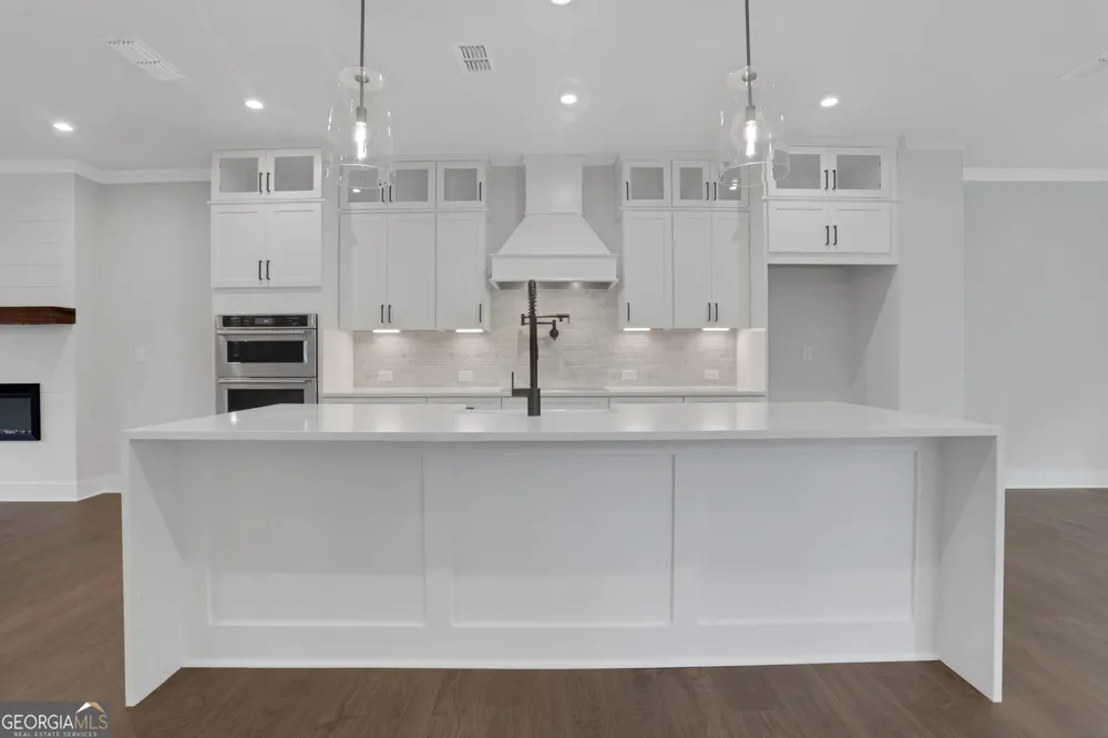 110 Bridgecrest RD Roswell, GA 30075