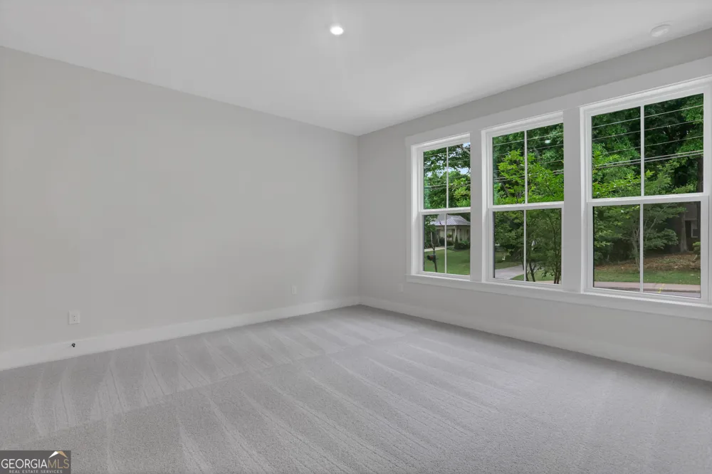 110 Bridgecrest RD Roswell, GA 30075